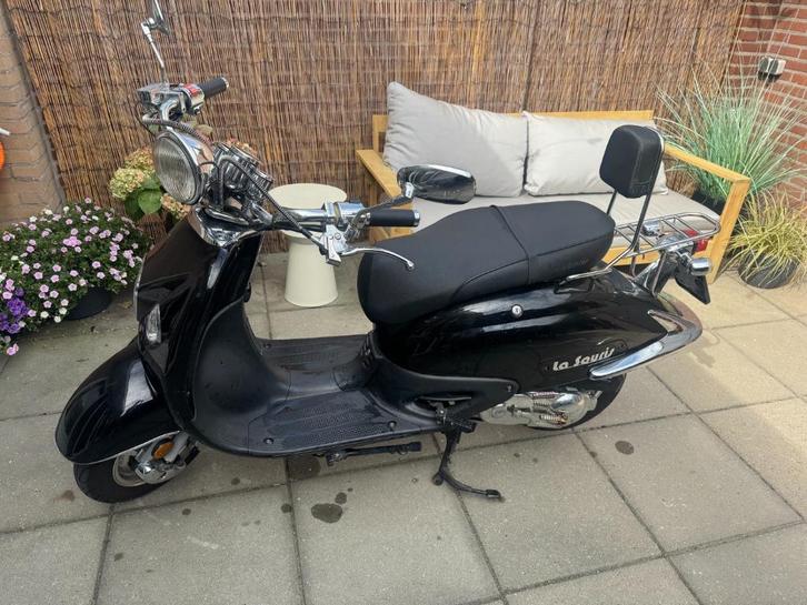 La Souris Grande Retro scooter (2021), Fietsen en Brommers, Snorfietsen en Snorscooters, Gebruikt, Overige merken, Benzine, Ophalen