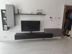 Wandopstelling muur. Televisiekast. Hangende kastjes. Plank, Ophalen, Overige materialen, Met klep(pen), Zo goed als nieuw