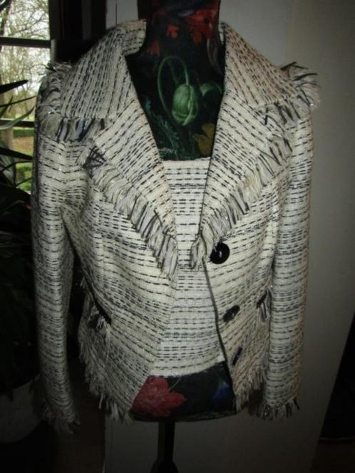 E1985 Vera Mont mt 38 jasje tweed roomwit zwart zilver, Kleding | Dames, Jasjes, Kostuums en Pakken, Zo goed als nieuw, Jasje