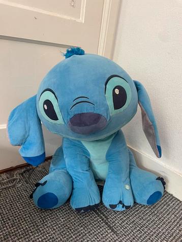 Grote stitch knuffel merk disney beschikbaar voor biedingen