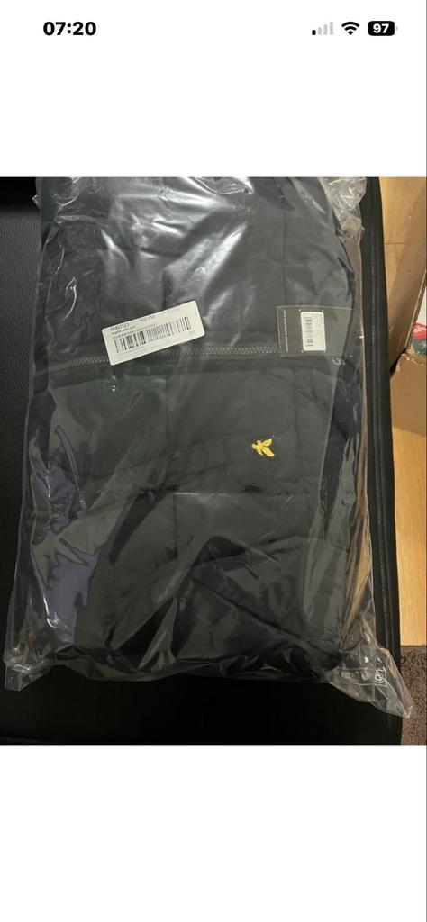 Splinternieuwe Lyle & Scott jas maat 152, Kleding | Heren, Jassen | Winter, Nieuw, Overige maten, Zwart, Ophalen of Verzenden