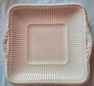 Wedgwood Edme vierkante creme schaal  beschikbaar voor biedingen