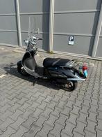 Scooter ZGAN zwart scootmobiel mooie scooter vespa s, Ophalen of Verzenden, Zo goed als nieuw