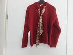 Dames vest/ trui  kleur  rood. Met vaste sjaal print panter, Ophalen of Verzenden, Zo goed als nieuw, Maat 38/40 (M), Rood