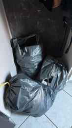 Zakken dames kleding gratis, Ophalen, Zo goed als nieuw