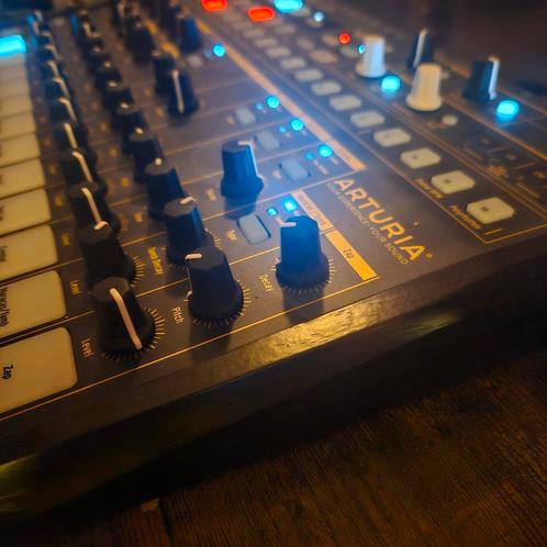 Arturia DrumBrute Analoge Drum Machine, Muziek en Instrumenten, Drumcomputers, Gebruikt, Overige merken, Ophalen