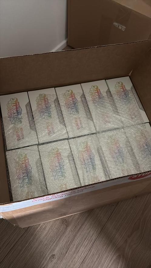 Prismatic evolution 10x ETB, Postzegels en Munten, Postzegels | Volle albums en Verzamelingen, Ophalen of Verzenden