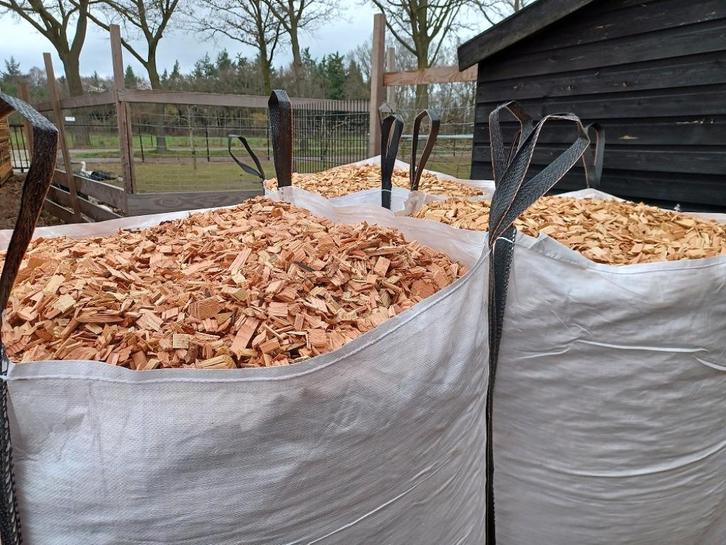Houtsnippers / boomschors als bodembedekker tegen onkruid, Tuin en Terras, Grind, Keien en Split, Nieuw, Overige typen, Bruin