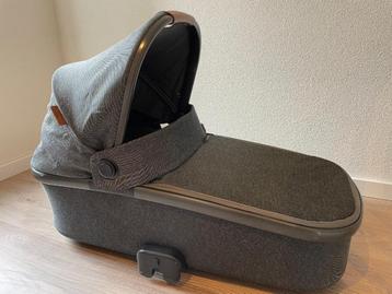 Maxi-Cosi Oria Reiswieg en zitting Adorra inclusief accessoi beschikbaar voor biedingen