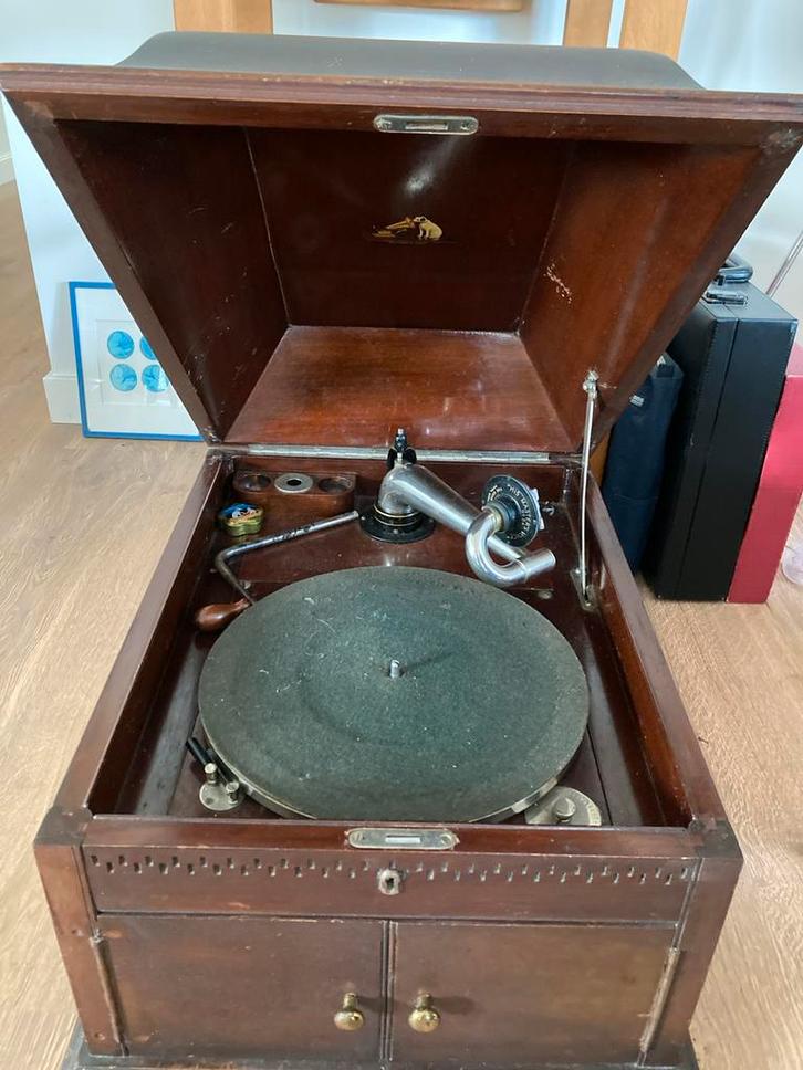 His Master's Voice Pathefoon met 78 toeren platen, Antiek en Kunst, Antiek | Tv's en Audio, Ophalen of Verzenden