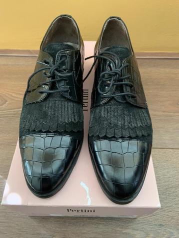 Pertini dames schoenen beschikbaar voor biedingen