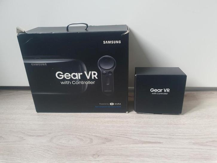 Samsung Gear VR SM-R325, Orchid Gray, in doos, met cotroller, Telecommunicatie, Mobiele telefoons | Toebehoren en Onderdelen, Zo goed als nieuw