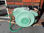 Hozelock slanghaspel met muurbevestiging, Tuin en Terras, Tuinslangen, Ophalen of Verzenden, Zo goed als nieuw