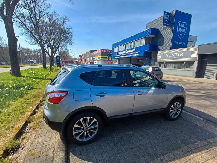 Nissan Qashqai ,android auto,nieuwe apk,4 nieuwe wielen., Auto's, Nissan, Particulier, Qashqai, Achteruitrijcamera, Benzine, Euro 6