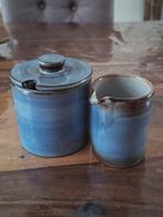 Volendams aardewerk roomstel suikerpot melkan blauw €5, Huis en Inrichting, Ophalen, Overige typen, Zo goed als nieuw, Overige stijlen