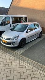 Clio 1.6 sportieve auto/apk dec. 2026/laatste dag te koop, Auto's, Renault, Handgeschakeld, Particulier, Zilver of Grijs, Coupé