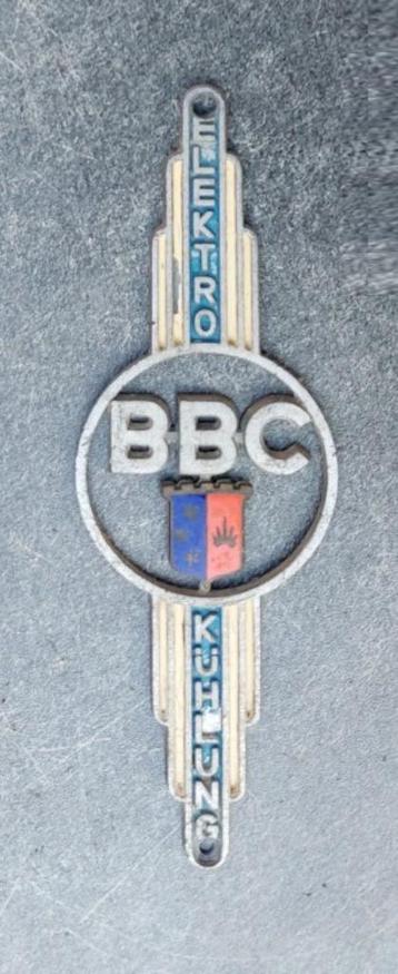 5 Merk-logo plaatjes beschikbaar voor biedingen