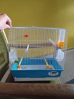 Te koop mooie en nette vogel kooi merk ferplast, Ophalen of Verzenden, Zo goed als nieuw, Metaal, Vogelkooi