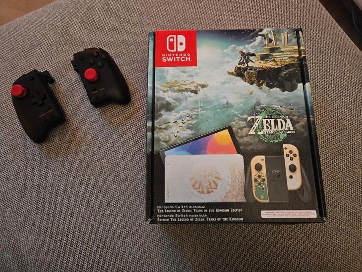 Nintendo Switch OLED Zelda TOTK nieuwstaat compleet in doos, Spelcomputers en Games, Spelcomputers | Nintendo Switch, Zo goed als nieuw