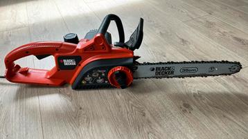 Black en Decker elektrische kettingzaag beschikbaar voor biedingen