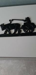 Wanddecoratie gietijzer muurornament boer met Os, Ophalen of Verzenden, Gebruikt