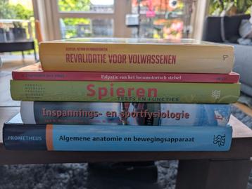 Boeken voor studie fysiotherapie  beschikbaar voor biedingen