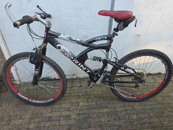 Te koop Mountain bike 75 euro. beschikbaar voor biedingen