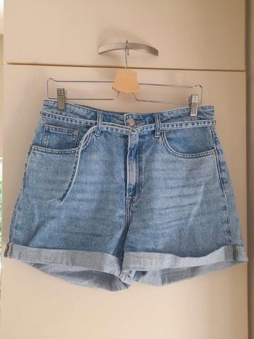 Denim Short van het merk COSTES  beschikbaar voor biedingen