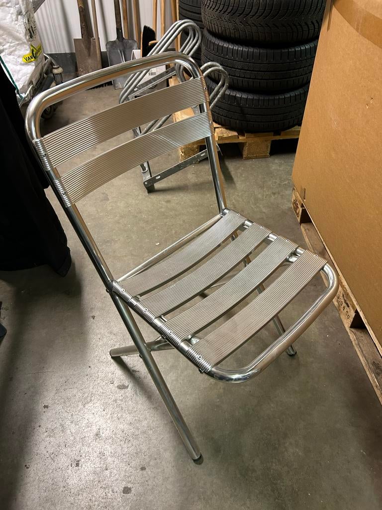 Aluminium klapstoel, Ophalen, Aluminium