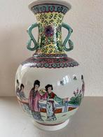 Antique Vase Marked Republic Period Famille Rose Vase, Antiek en Kunst, Ophalen of Verzenden