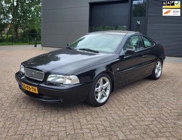 Volvo C70 Coupé 2.0 T - 5 Cil. , Airco, 180 NAP, APK 03/26! beschikbaar voor biedingen