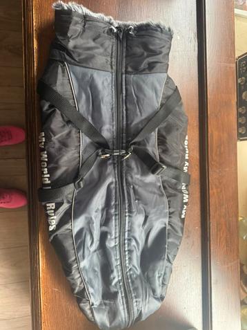 Honden jas 5 XL beschikbaar voor biedingen