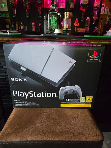 PS5 ANNIVERSARY 30 SLIM EDITION  beschikbaar voor biedingen