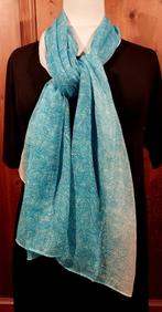 mooie sjaal turquoise wit paisley, Kleding | Dames, Mutsen, Sjaals en Handschoenen, Ophalen of Verzenden, Nieuw, Sjaal