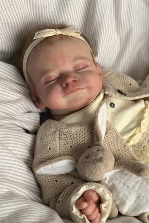 Reborn baby ** Renée **, Verzamelen, Poppen, Nieuw, Babypop, Levensecht of Reborn, Ophalen of Verzenden