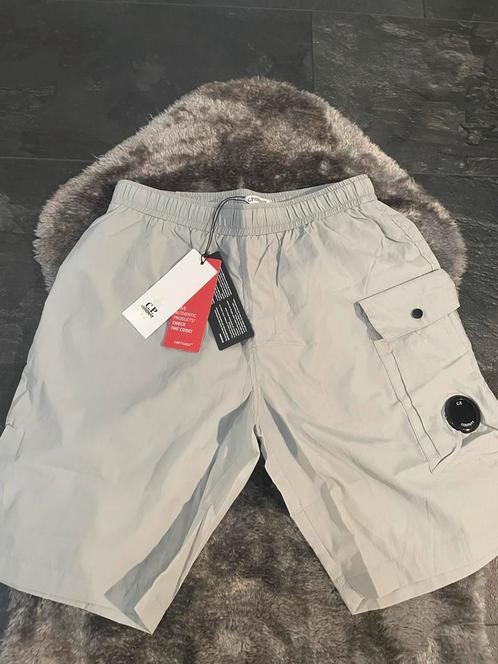C.P. Company Zwembroek/Shorts – Lichtgrijs – Maat M, Kleding | Heren, Badmode en Zwemkleding, Zwemshort, Maat 48/50 (M), Grijs