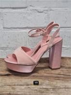 Lola Cruz - Velvet Leren platform heels maat 41 - Nieuw €190, Lola Cruz, Pumps, Nieuw, Ophalen of Verzenden