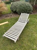 2x hard Houten Ligstoel met Wielen en beige kusse., Tuin en Terras, Ligbedden, Ophalen, Gebruikt, Hout, Verrijdbaar