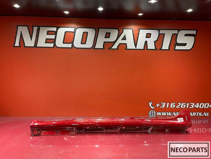 TOYOTA YARIS IV ZIJSKIRT ZIJSKIRTS ALLES LEVERBAAR, Auto-onderdelen, Carrosserie en Plaatwerk, Achterklep, Toyota, Achter, Gebruikt