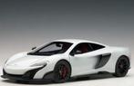 McLaren 675 LT Silica White, Hobby en Vrije tijd, Modelauto's | 1:18, Auto, Autoart, Ophalen of Verzenden, Zo goed als nieuw