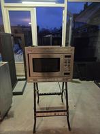 Gratis magnetron, Witgoed en Apparatuur, Ophalen, Gebruikt, Tussenbouw, Magnetron