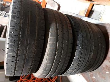 Set velgen met band 235/65R16. Voor oa MB sprinter 2010 beschikbaar voor biedingen