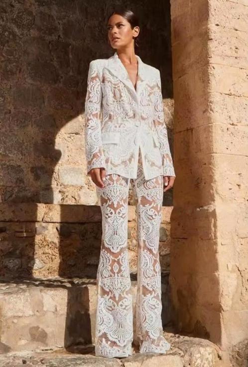Prachtig Kanten Trouwpak, Blazer en Pantalon, Kleding | Dames, Trouwkleding en Trouwaccessoires, Nieuw, Wit, Verzenden