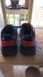 Adidas Spider-Man kindersportschoenen blauw met rood maat 35, Sport en Fitness, Ophalen, Zo goed als nieuw, Hardloopschoenen, Adidas