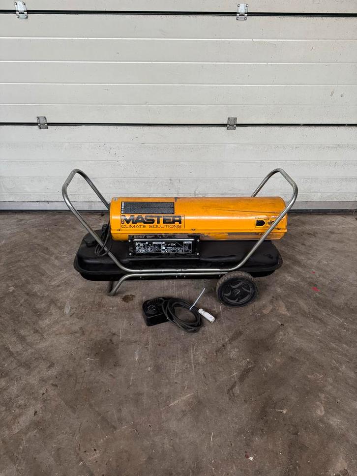 Gebruikte Master B150CED Dieselverwarming incl. Thermostaat, Doe-het-zelf en Verbouw, Verwarming en Radiatoren, Gebruikt, Kachel