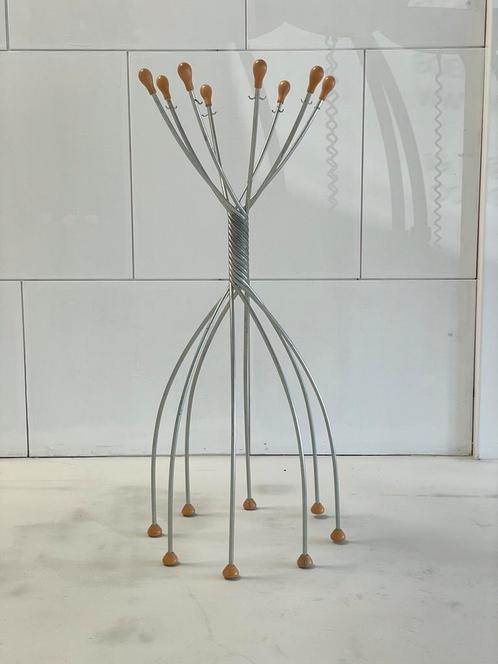 Zanotta kapstok octopus Jonathan de pas, lomazzi & D’urbino, Huis en Inrichting, Woonaccessoires | Kapstokken, Zo goed als nieuw