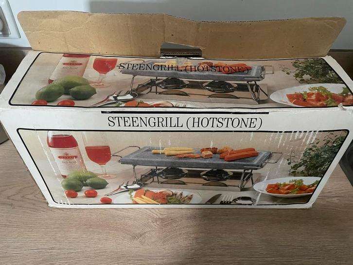 Steengrill - Gezellig Gourmetten!, Huis en Inrichting, Keuken | Keukenbenodigdheden, Gebruikt, Ophalen of Verzenden