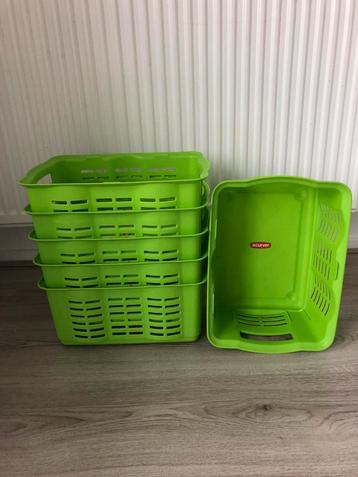 6 handige mandjes voor 5 euro beschikbaar voor biedingen