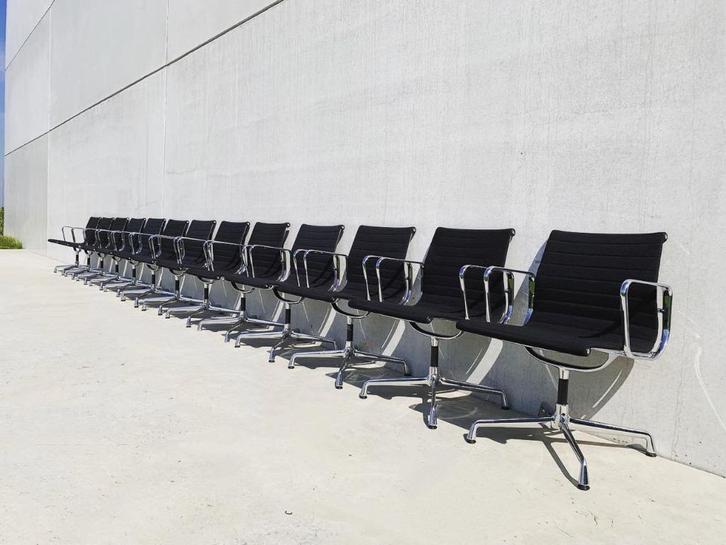 Vitra Eames EA108 hopsak stoelen, groot aantal, Huis en Inrichting, Bureaustoelen, Zo goed als nieuw, Bureaustoel, Zwart, Verzenden