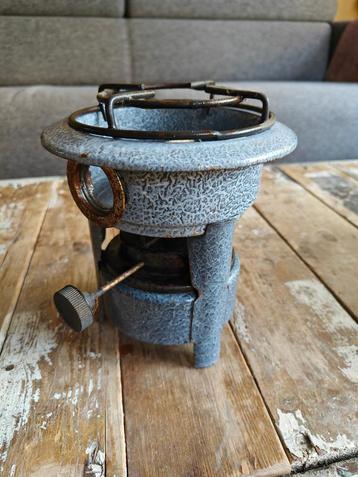 Vintage petroleumstel – geëmailleerd staal – midden 20e eeuw beschikbaar voor biedingen